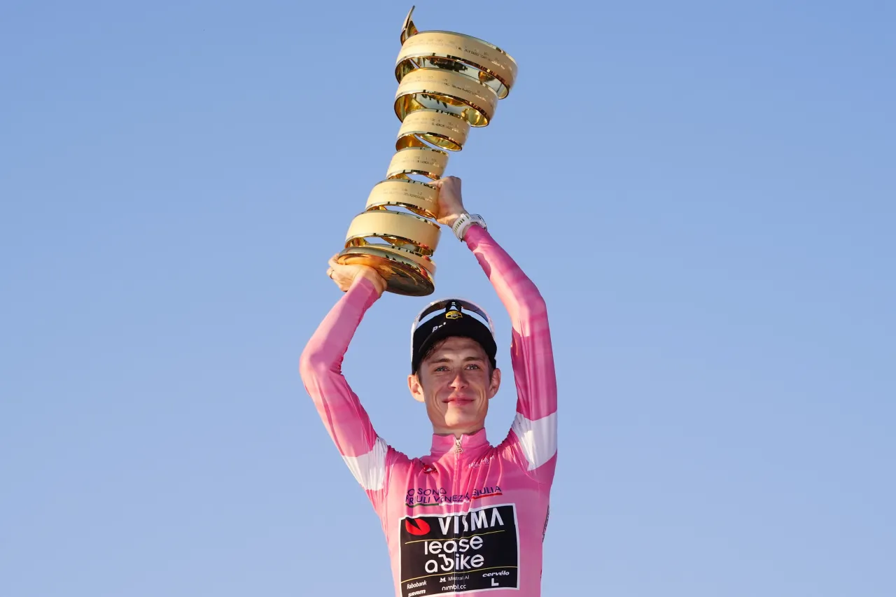 На снимке Йонас Вингегор. Фото: giroditalia.it