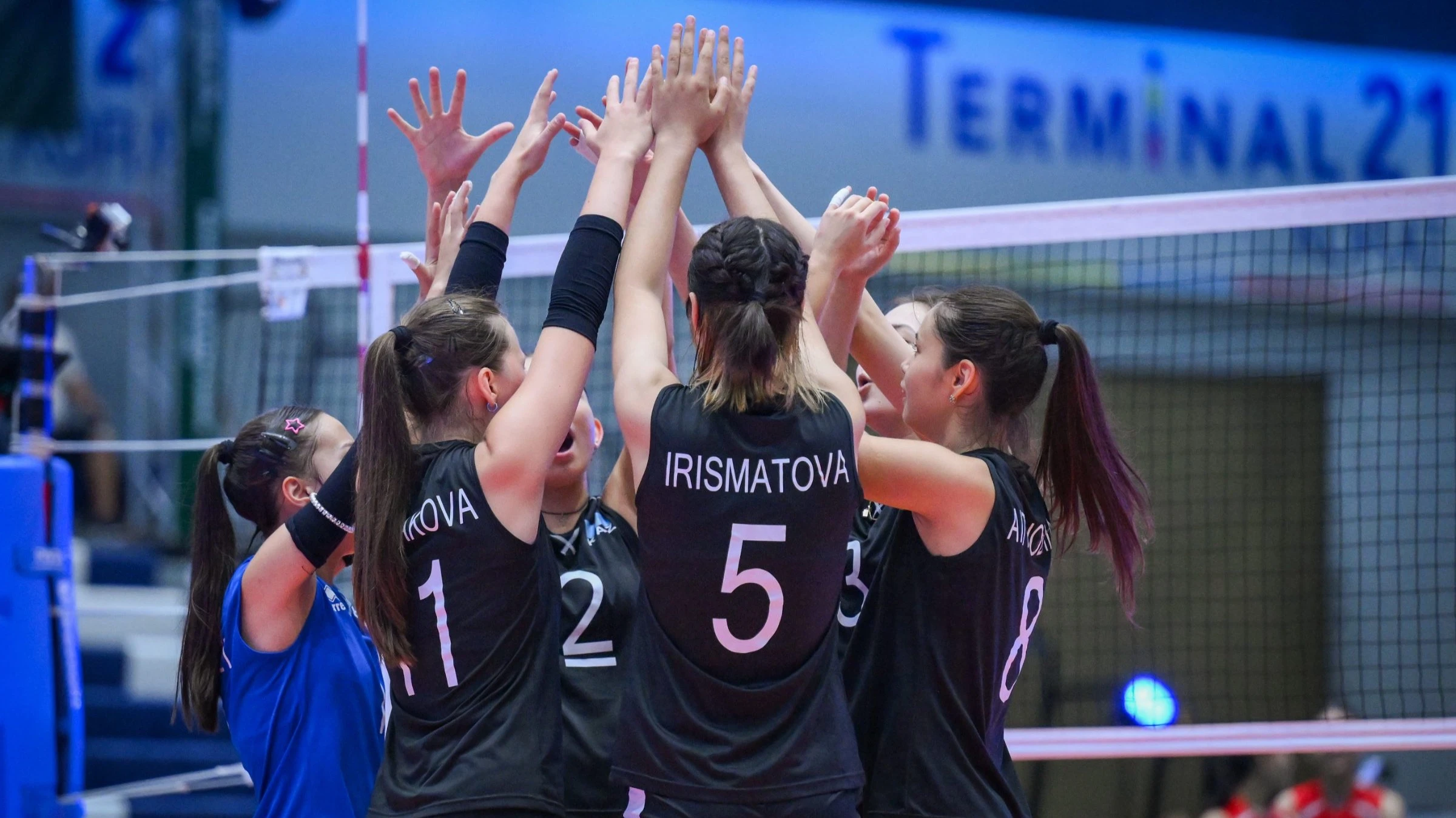 Қазақстанның 18 жасқа дейінгі қыздар құрамасы AVC Кубогында Индонезияны бес партияда жеңді