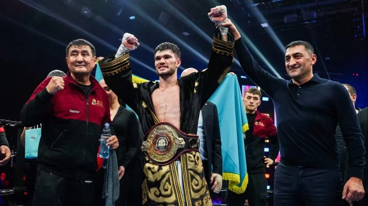 Али Ахмедов нокаутировал соперника и завоевал титул временного чемпиона мира IBO