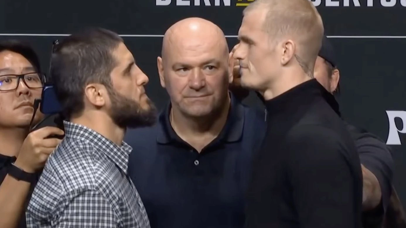 Видео. Махачев и Гэрри провели финальную битву взглядов перед UFC 330