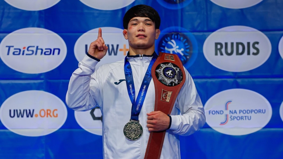 Казахстан завоевал четыре медали на чемпионате мира U20 по борьбе