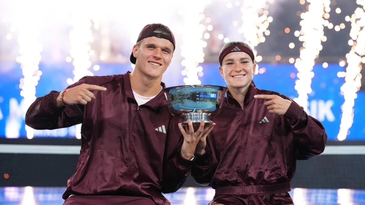 Каролина Мухова и Якуб Меншик – первые победители US Open-2026