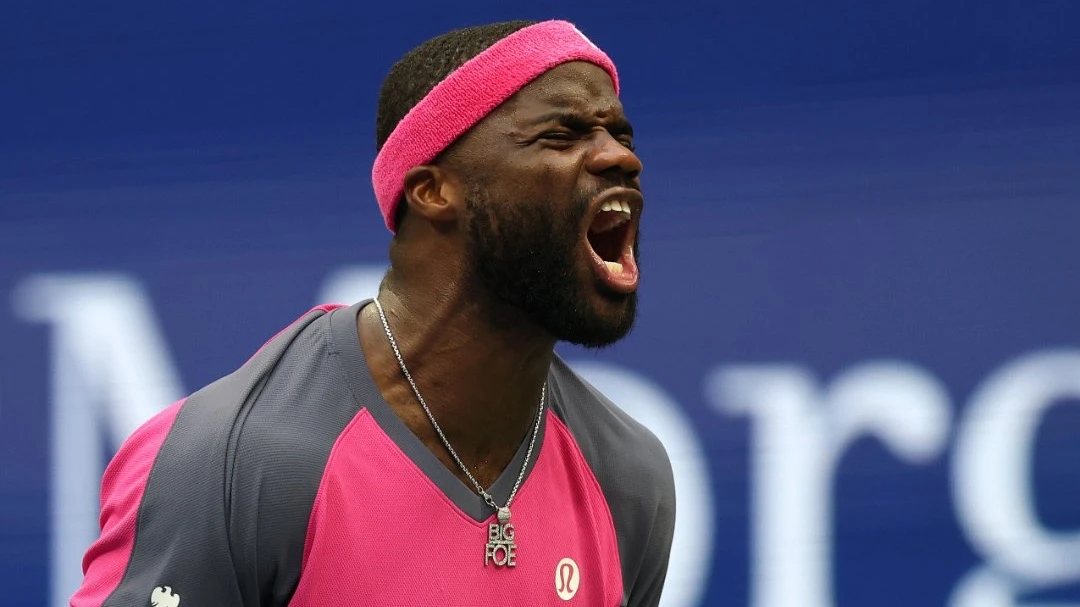 Видео. Тиафо совершил камбэк и вышел в полуфинал US Open-2026