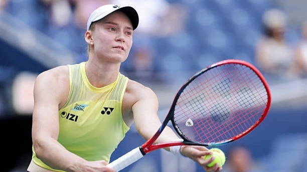 «Алга, Елена»: Головкин поздравил Рыбакину с первым местом в рейтинге WTA