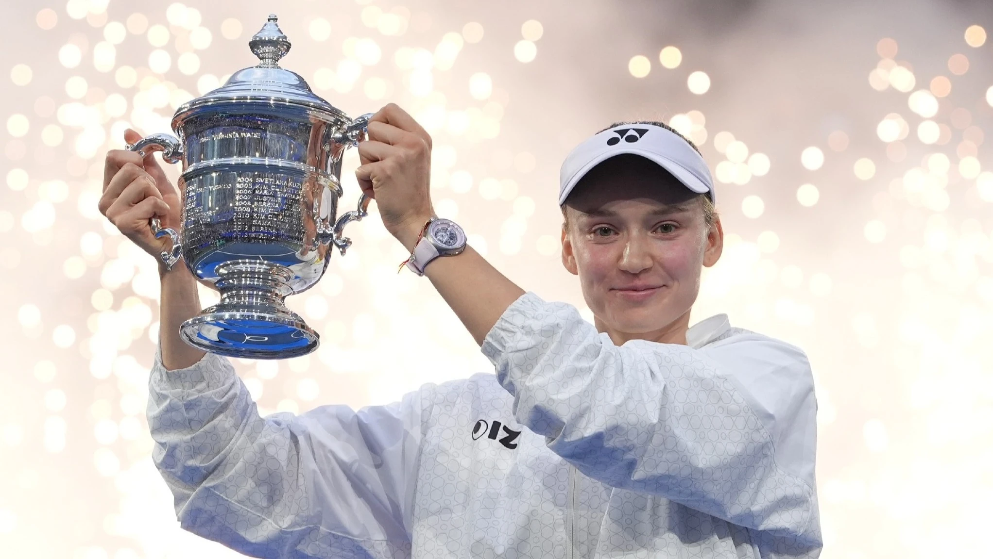 Елена Рыбакина выиграла третий турнир «Большого шлема» в карьере