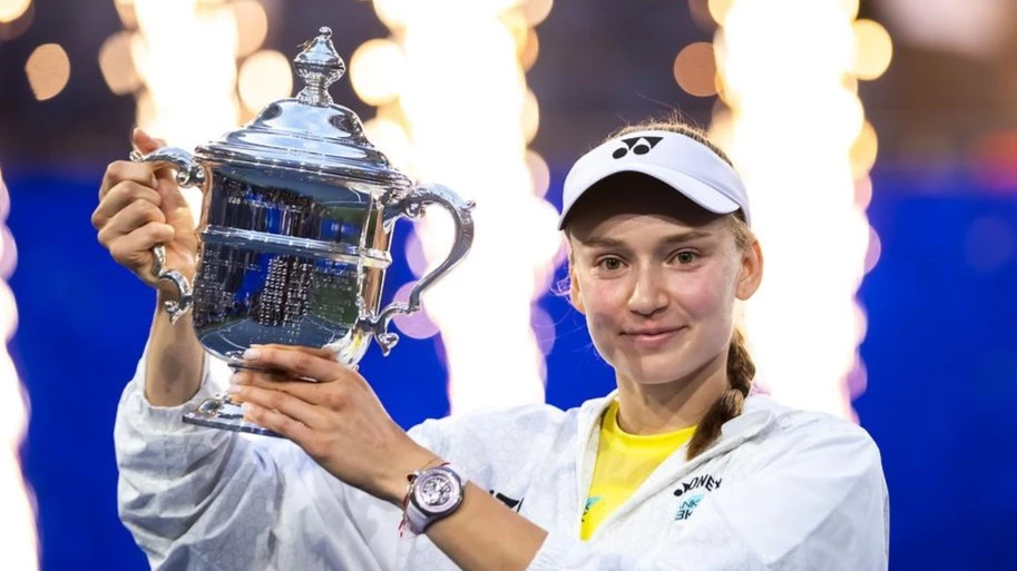 Первая ракетка WTA Елена Рыбакина проведёт мастер-классы в Казахстане
